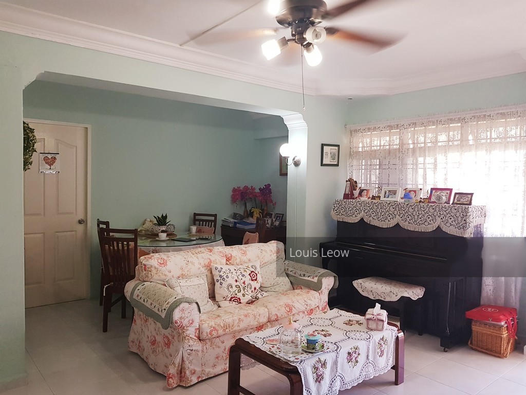 Blk 321 Tampines Street 33 (Tampines), HDB 4 Rooms #201518062